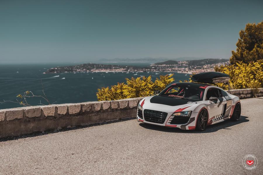  Audi R8 on Vossen Wheels (HC-2) 2019 года  (фото 4 из 5)